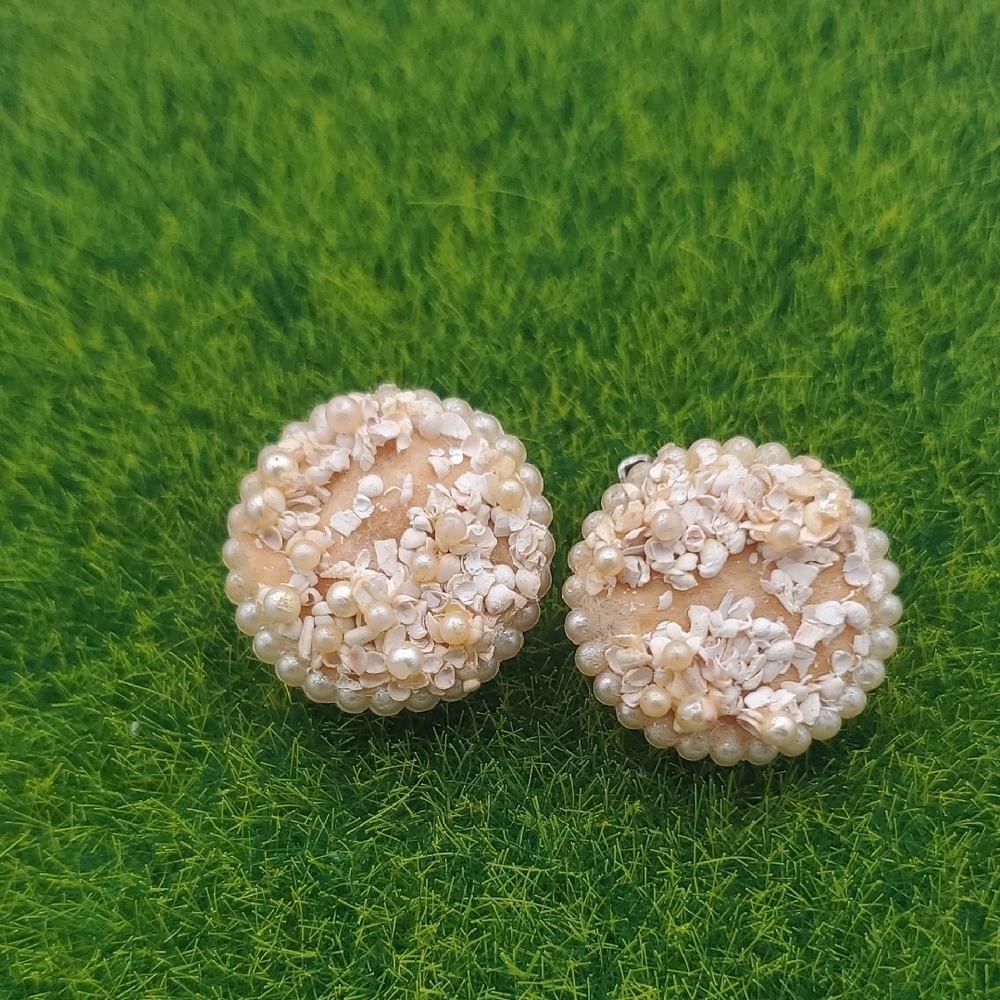 Bridal Elegant Cream Pearl Clip On Earrings‎ E1027
